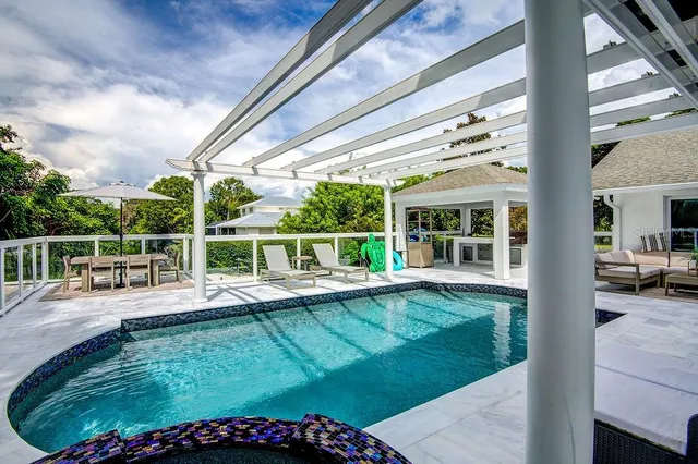 $13,500 | 1720 Spring Creek Drive, Sarasota, FL 34239