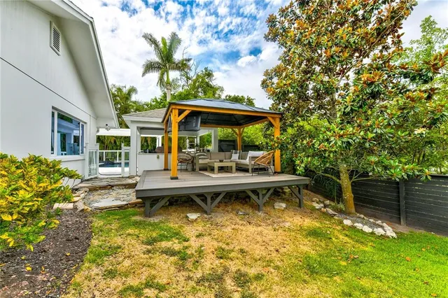 $13,500 | 1720 Spring Creek Drive, Sarasota, FL 34239