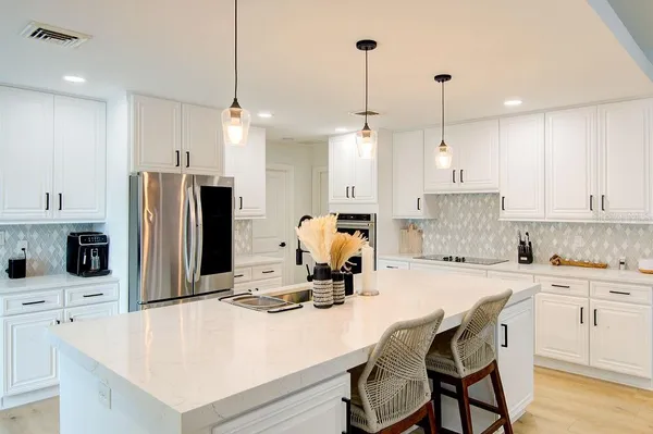 $13,500 | 1720 Spring Creek Drive, Sarasota, FL 34239