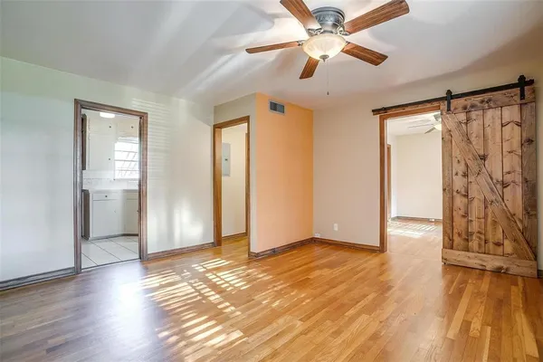 $1,350 | 604 Monticello Drive, Unit 610, Fort Worth, TX 76107