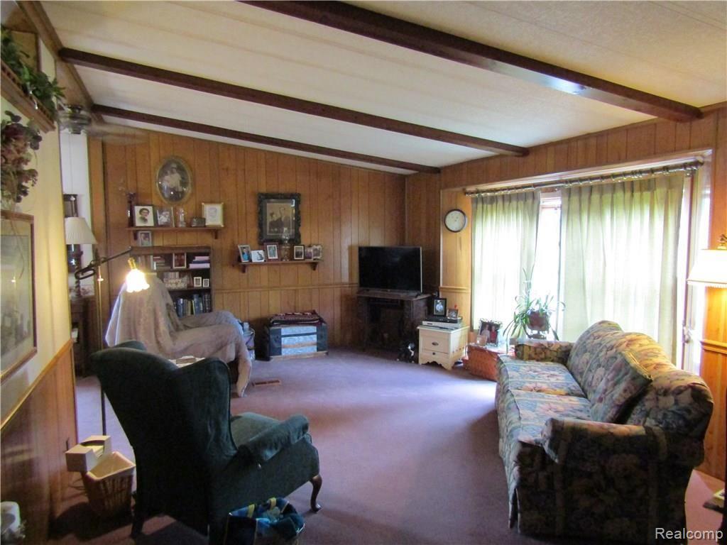 1823 West Lovejoy Road Perry, MI 48872 - Photo 27 of 55 IMG_0092.JPG
