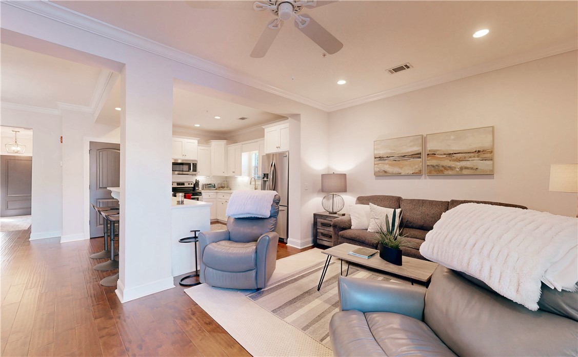 1001 Reserve Lane St. Simons Island, GA 31522 - Photo 15 of 28 Living Room.