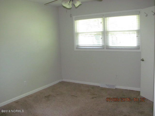 804 Sand Ridge Road Hubert, NC 28539 - Photo 5 of 13 Master Bedroom