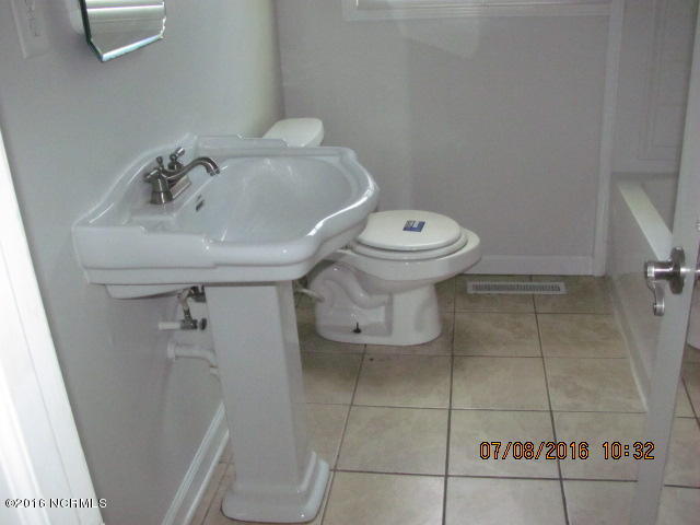 804 Sand Ridge Road Hubert, NC 28539 - Photo 9 of 13 Bathroom