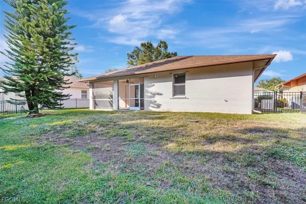 $2,850 | 5794 Elizabeth Ann Way, Fort Myers, FL 33912