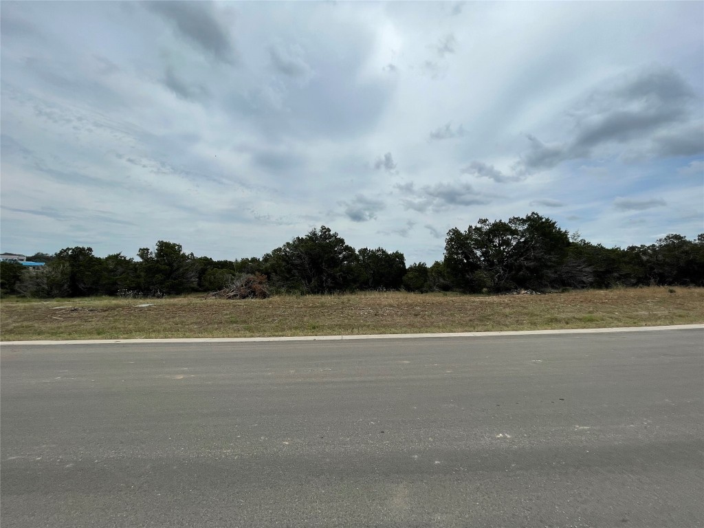 a view of a tennis court