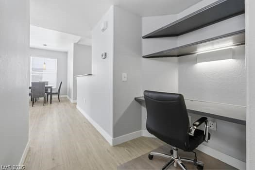 10550 West Alexander Road, Unit 2091 Las Vegas, NV 89129 - Photo 9 of 43 Custom work alcove with lighting.