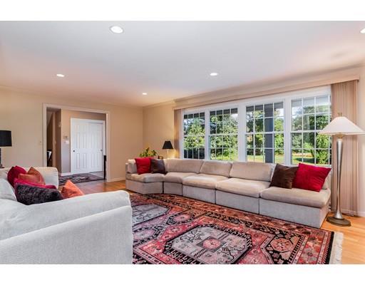 34 Green Hill Road Longmeadow, MA 01106 - Photo 3 of 30 Gallery Image 3