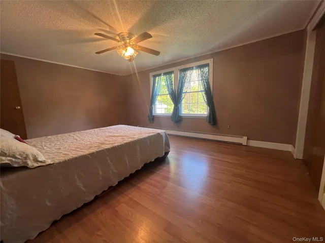 $469,900 | 44 Plank Road, Bloomingburg, NY 12721