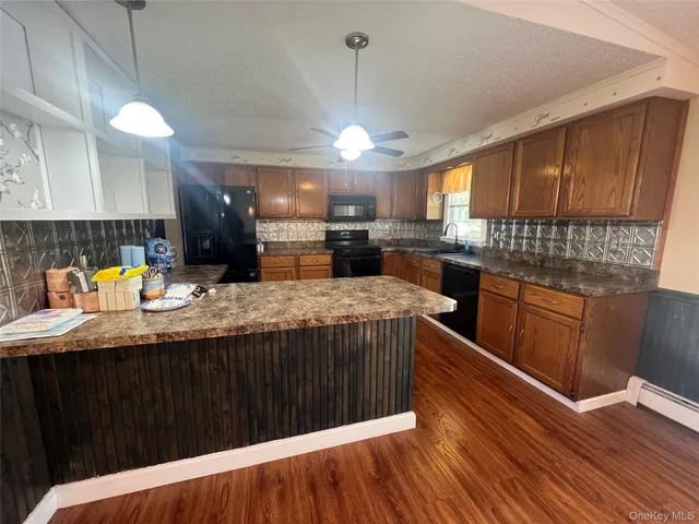 $469,900 | 44 Plank Road, Bloomingburg, NY 12721