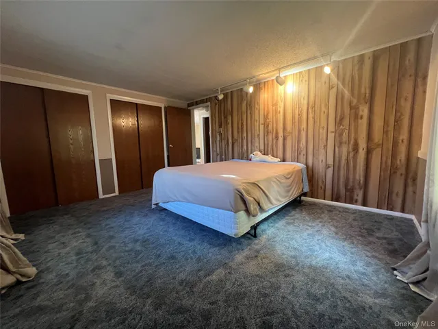 $469,900 | 44 Plank Road, Bloomingburg, NY 12721