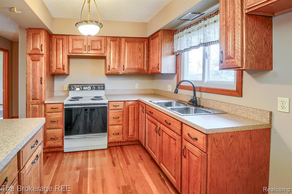 5550 Deckerville Road Deckerville, MI 48427 - Photo 22 of 44