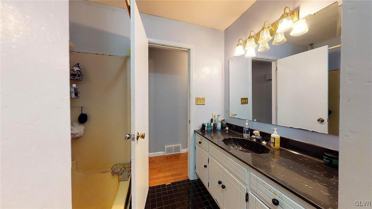 13 Dusty Road Easton, PA 18045 - Photo 15 of 31 Another angle of the Hall Bathroom