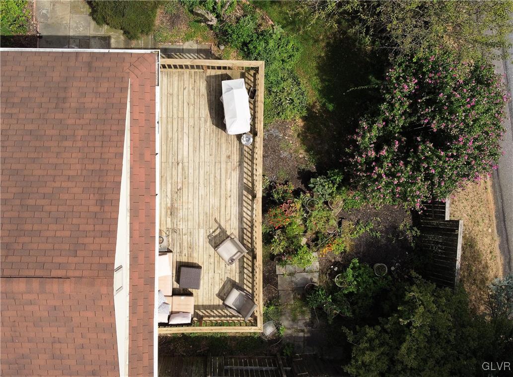 13 Dusty Road Easton, PA 18045 - Photo 26 of 31 Deck off of the Kitchen from above