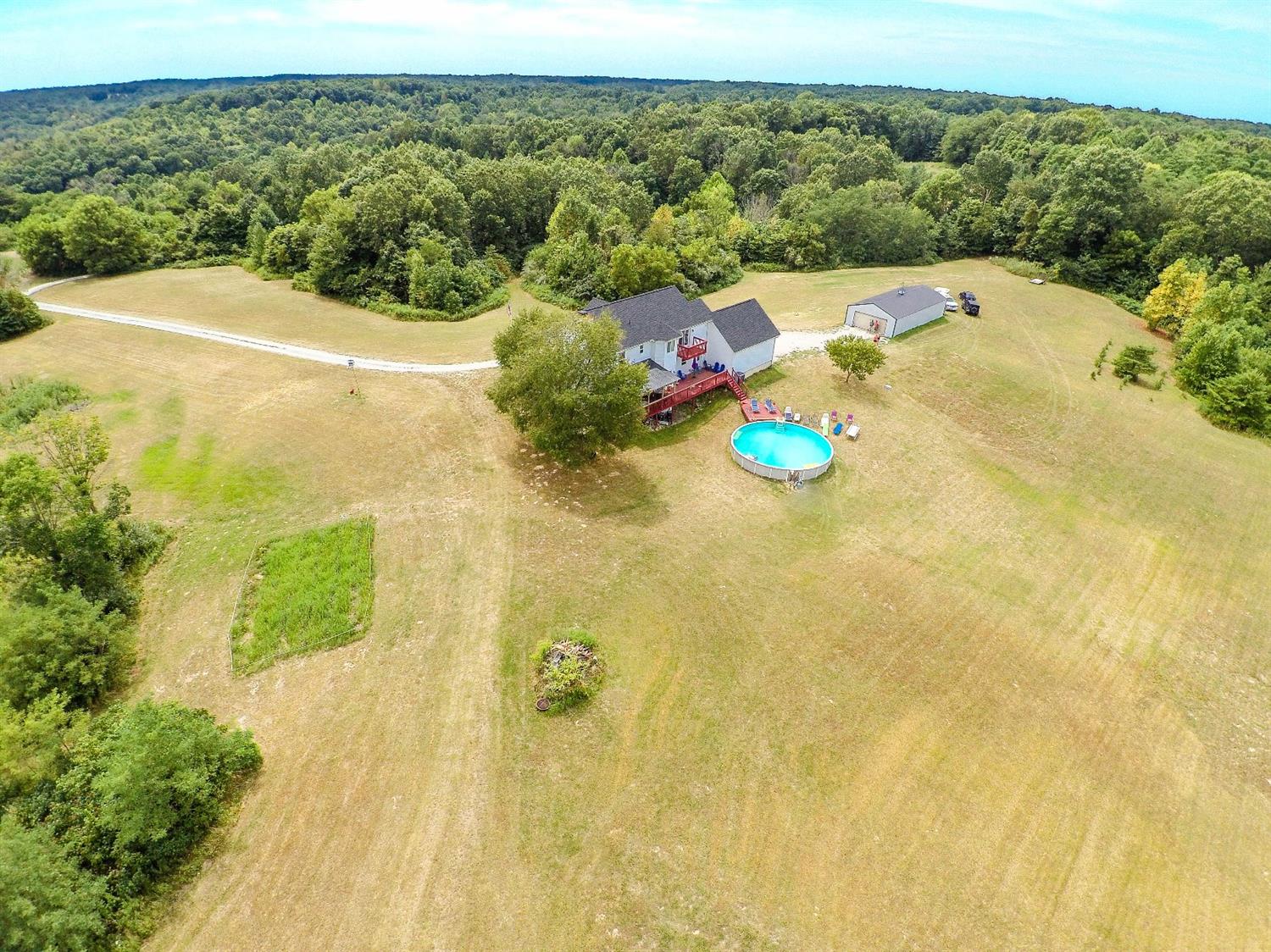 19171 Hickory Road Batesville, IN 47006 - Photo 9 of 68 Gallery Image 9