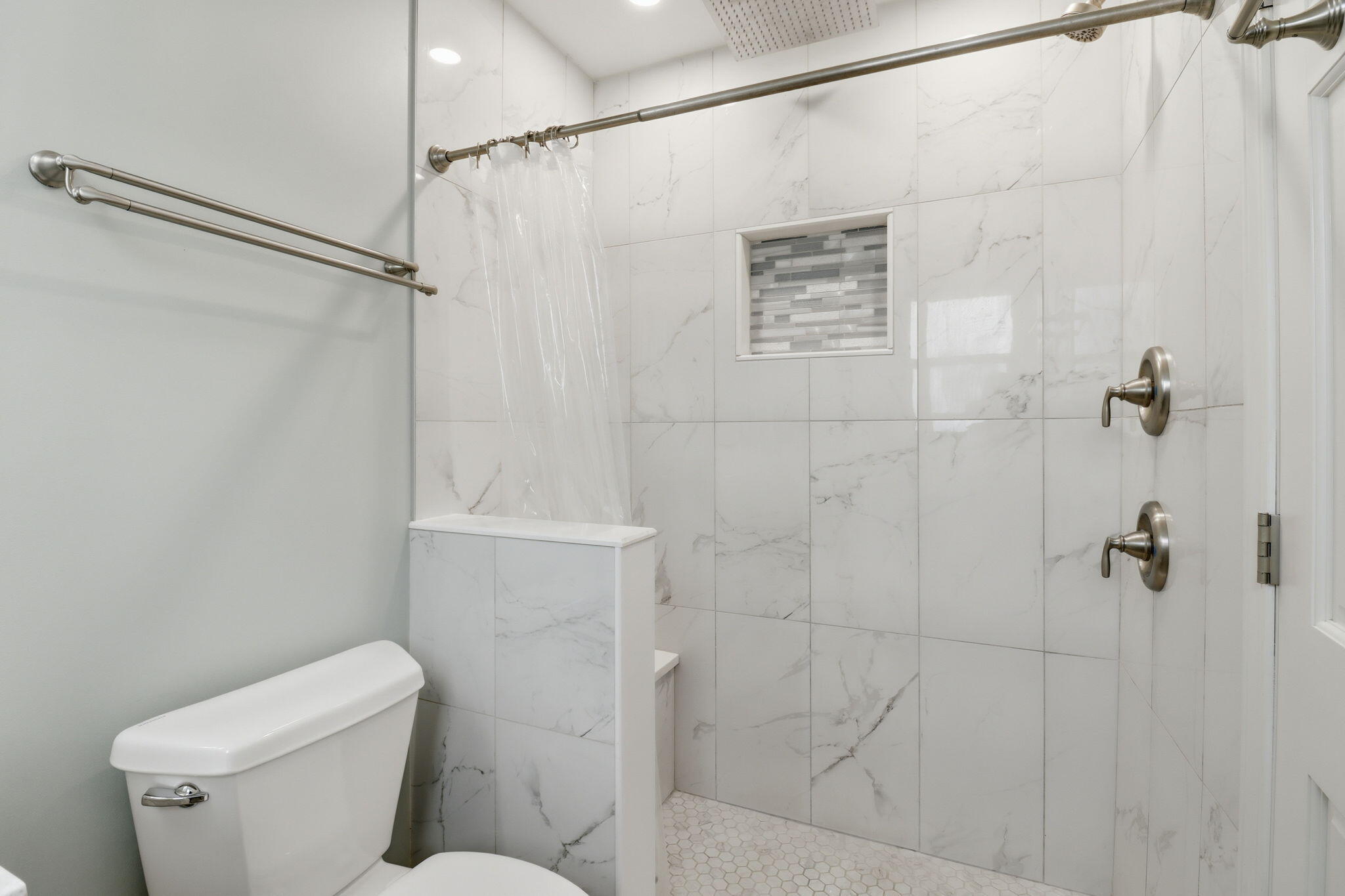 10415 22nd Avenue Pleasant Prairie, WI 53158 - Photo 12 of 29 12-web-or-mls-IMG_6145