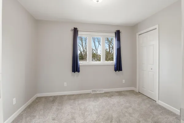 $474,900 | 10415 22nd Avenue, Pleasant Prairie, WI 53158