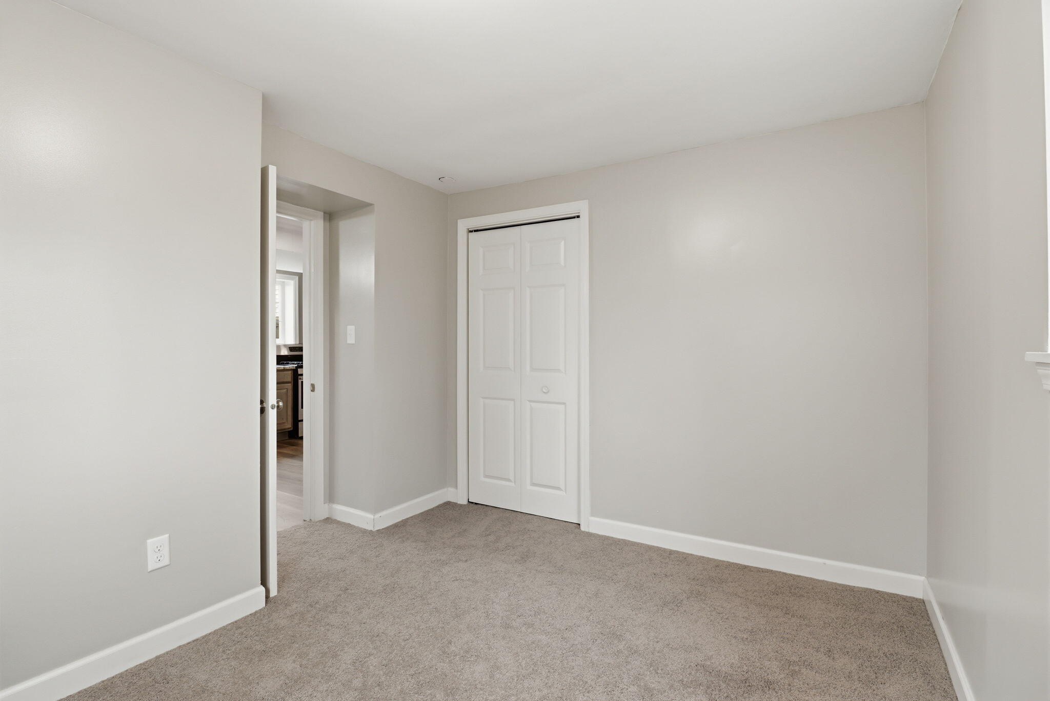 10415 22nd Avenue Pleasant Prairie, WI 53158 - Photo 24 of 29 24-web-or-mls-IMG_6255