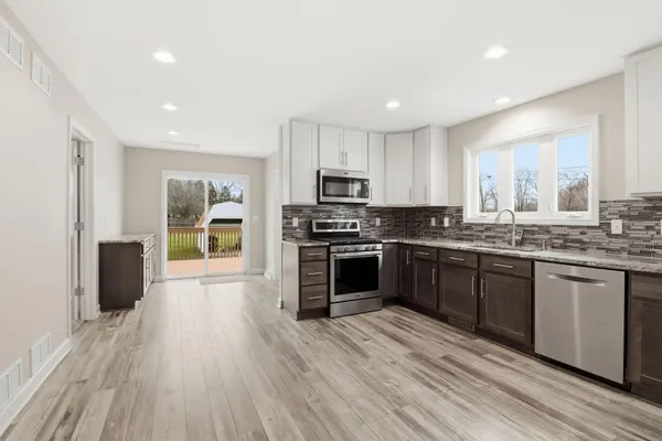$474,900 | 10415 22nd Avenue, Pleasant Prairie, WI 53158