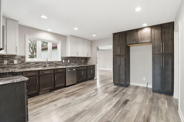 $474,900 | 10415 22nd Avenue, Pleasant Prairie, WI 53158