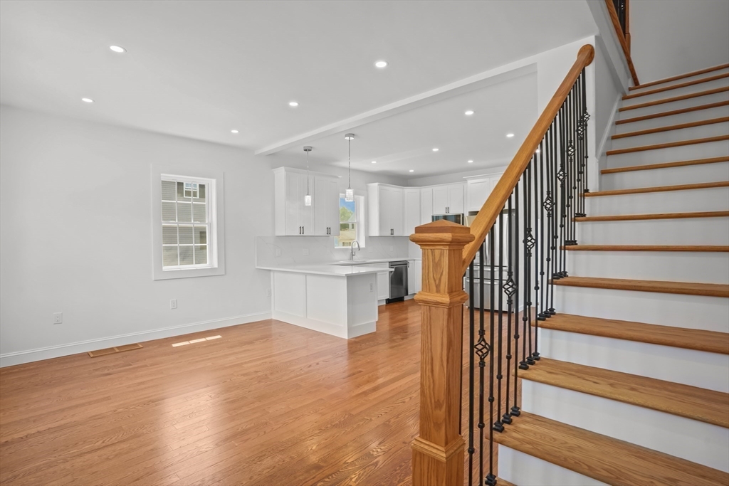 24 Cottage Street Taunton, MA 02780 - Photo 15 of 41