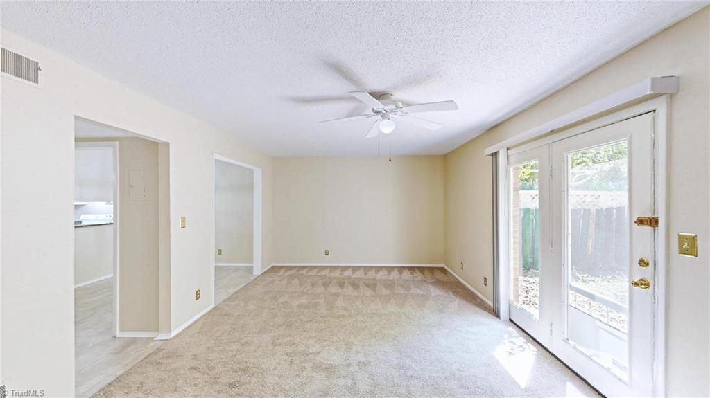 2214 Shadow Valley Road, Unit E High Point, NC 27265 - Photo 17 of 41