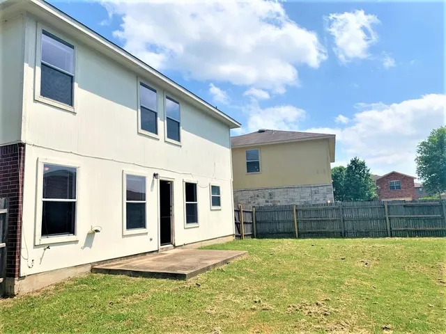 $1,675 | 1005 Bluff Meadow Cove, Georgetown, TX 78626