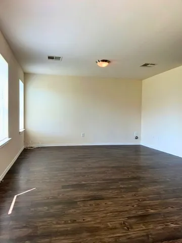 $1,675 | 1005 Bluff Meadow Cove, Georgetown, TX 78626