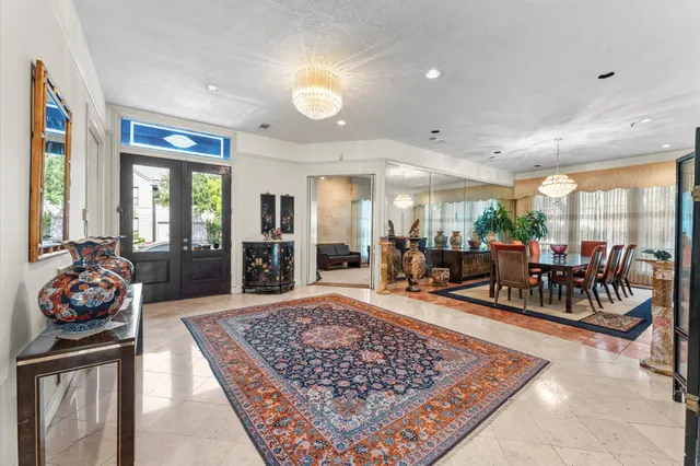 $849,500 | 8103 Lake Edge Court, Houston, TX 77071