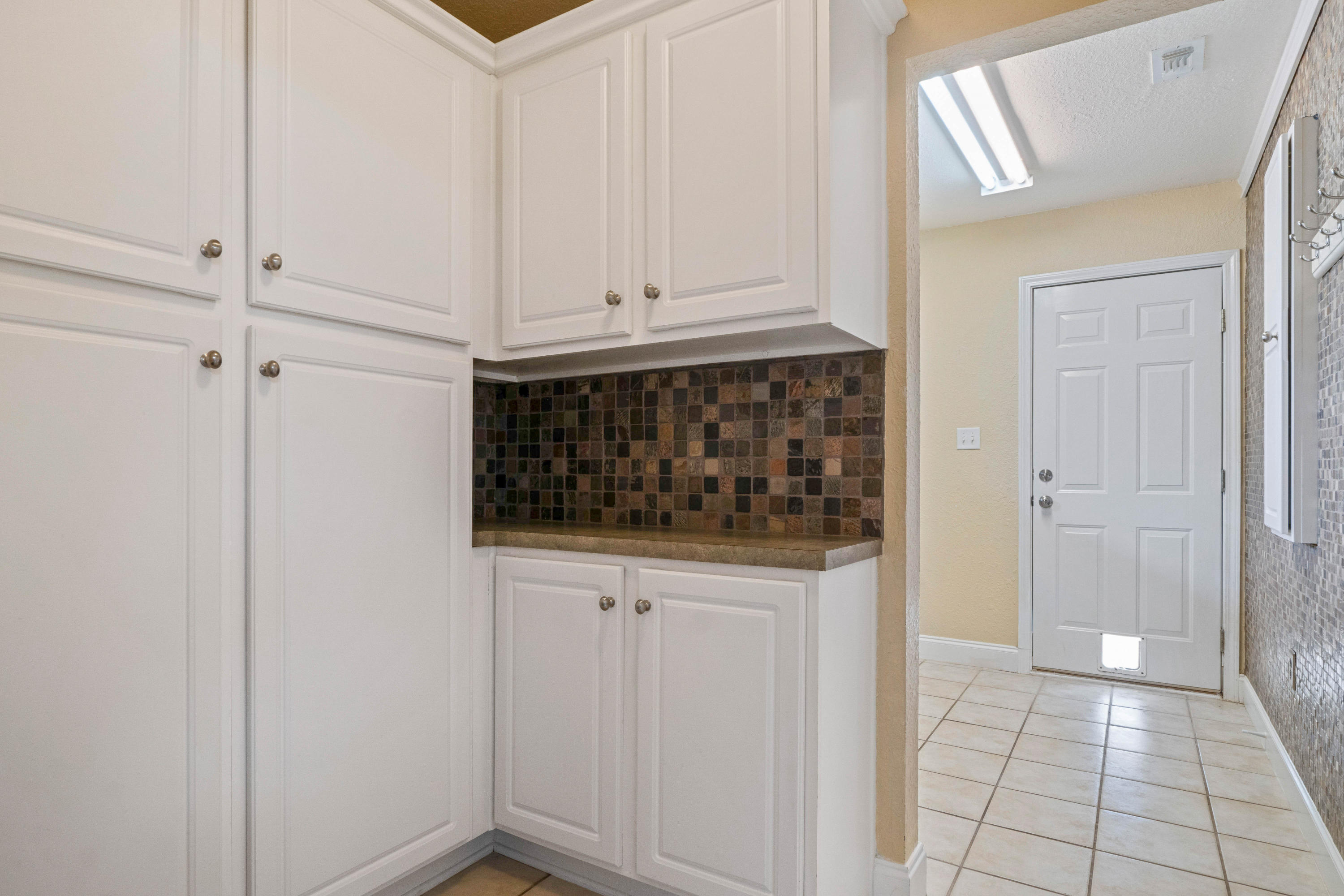 414 Driftwood Point Road Santa Rosa Beach, FL 32459 - Photo 16 of 36 a view of a entryway