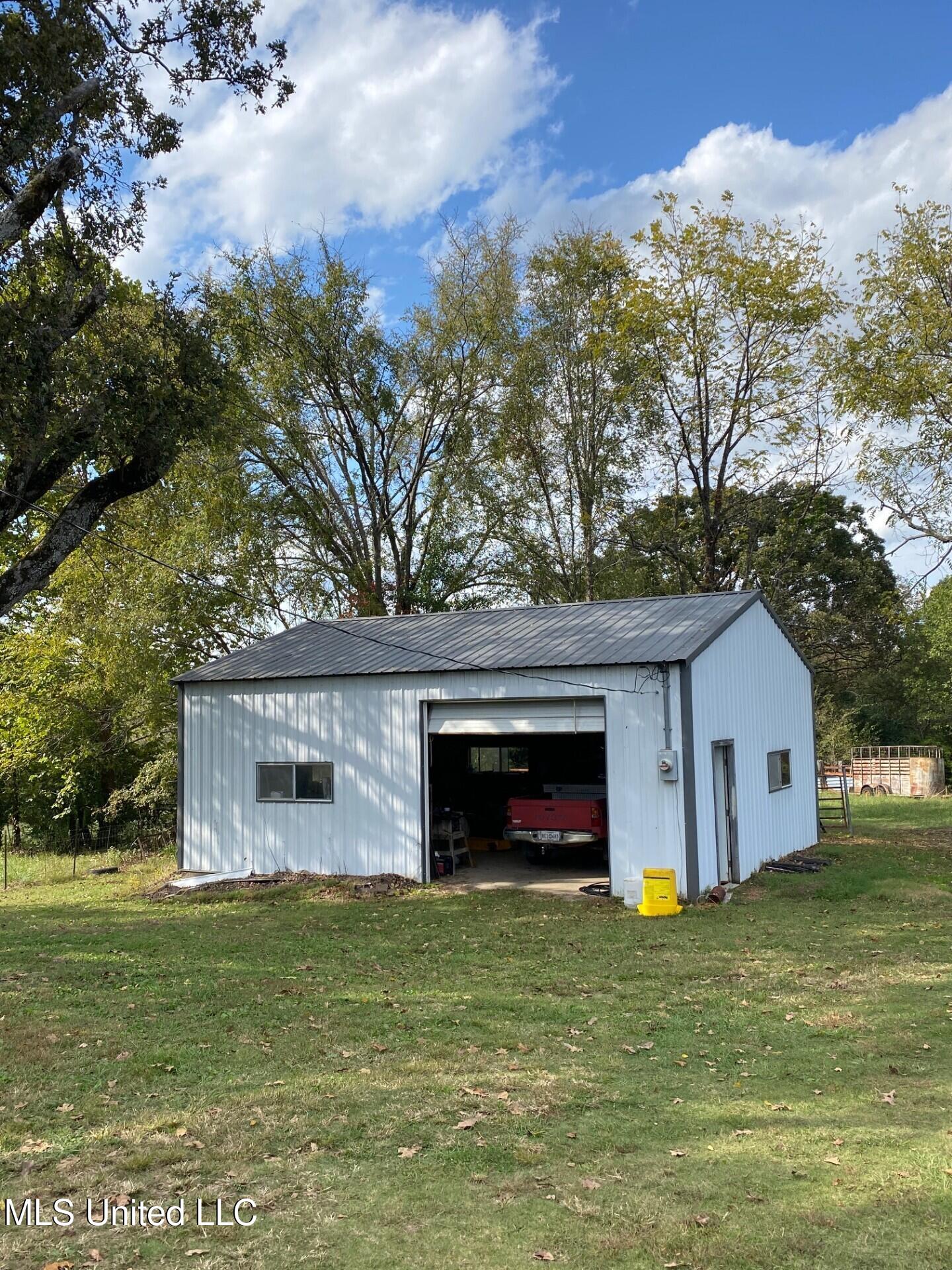 1614 Perry Chapel Road Ashland, MS 38603 - Photo 5 of 48 workshop
