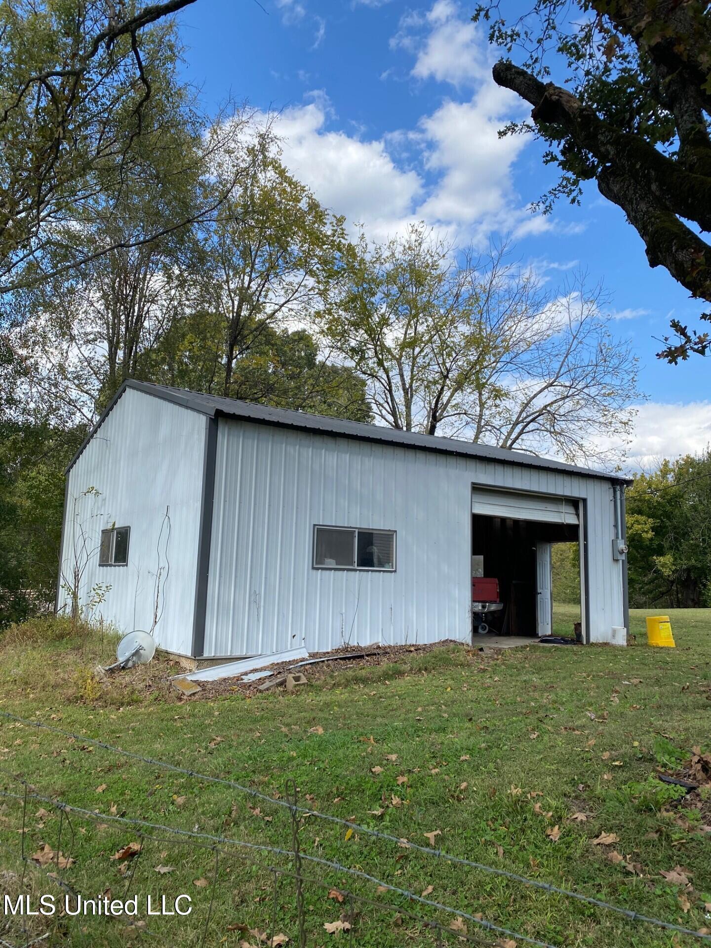 1614 Perry Chapel Road Ashland, MS 38603 - Photo 6 of 48 workshop