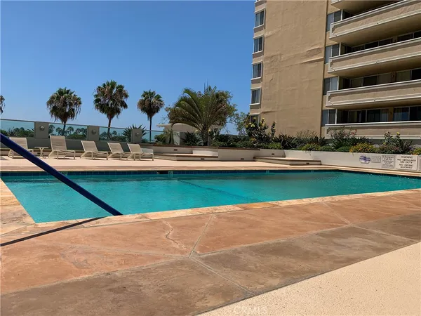 $864,000 | 700 East Ocean Boulevard, Unit 2308, Long Beach, CA 90802