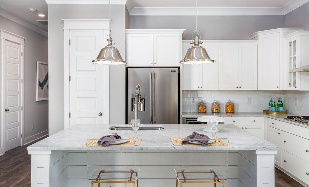 215 Witherspoon Street Summerville, SC 29486 - Photo 2 of 11 Rultedge kitchen 1