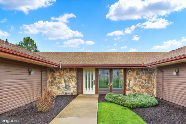 $140,000 | 1864 Azalea Drive, York, PA 17408