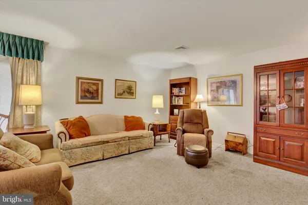 $140,000 | 1864 Azalea Drive, York, PA 17408