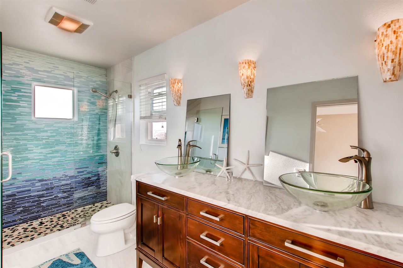 2939 Lancaster Road Carlsbad, CA 92010 - Photo 9 of 14 Beautiful glass/tile shower with ocean view