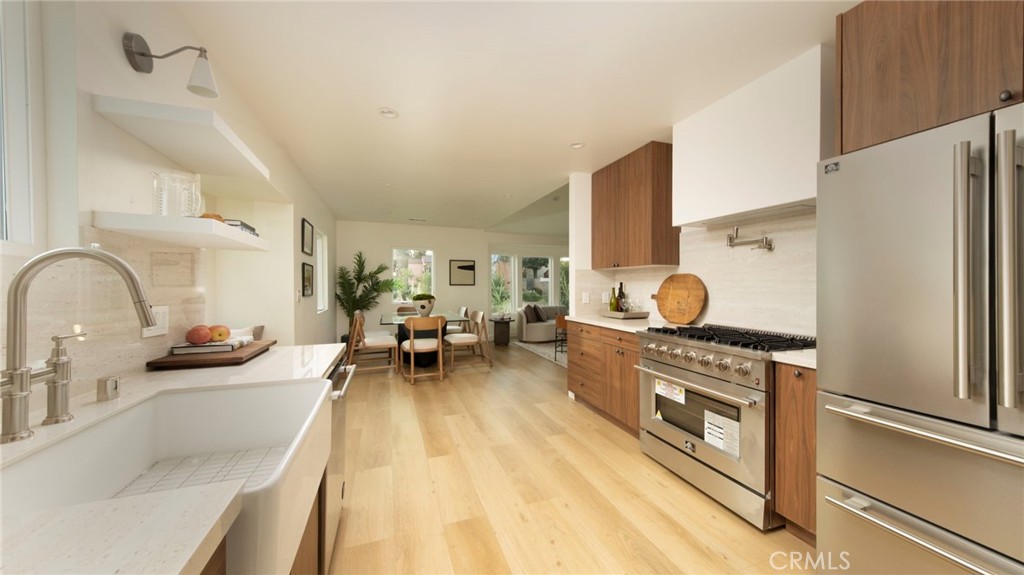 3554 South Sycamore Avenue Los Angeles, CA 90016 - Photo 11 of 28