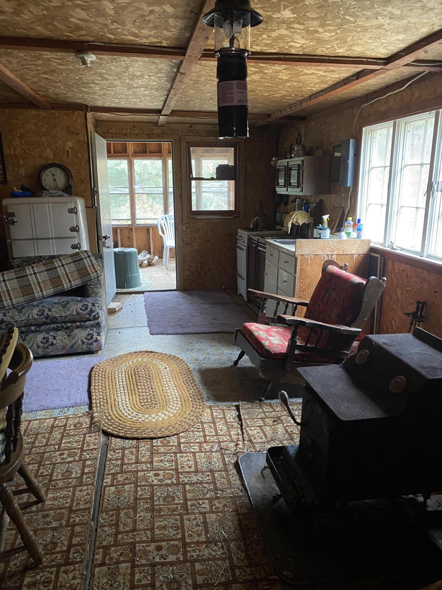 79 Doane Road Mercer, ME 04957 - Photo 7 of 12 YFM44dQ4T4uuzEn08KPDrg