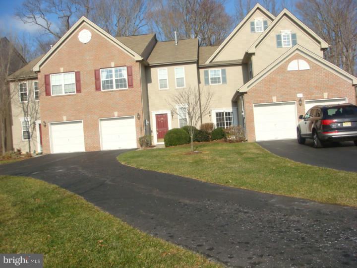 39 Warwick Road Princeton Junction, NJ 08550 - Photo 12 of 15 Front Yard