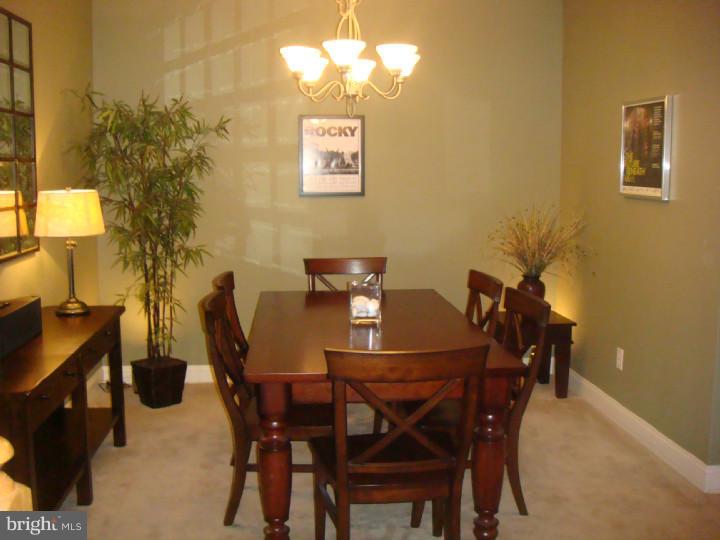 39 Warwick Road Princeton Junction, NJ 08550 - Photo 3 of 15 Dining Room