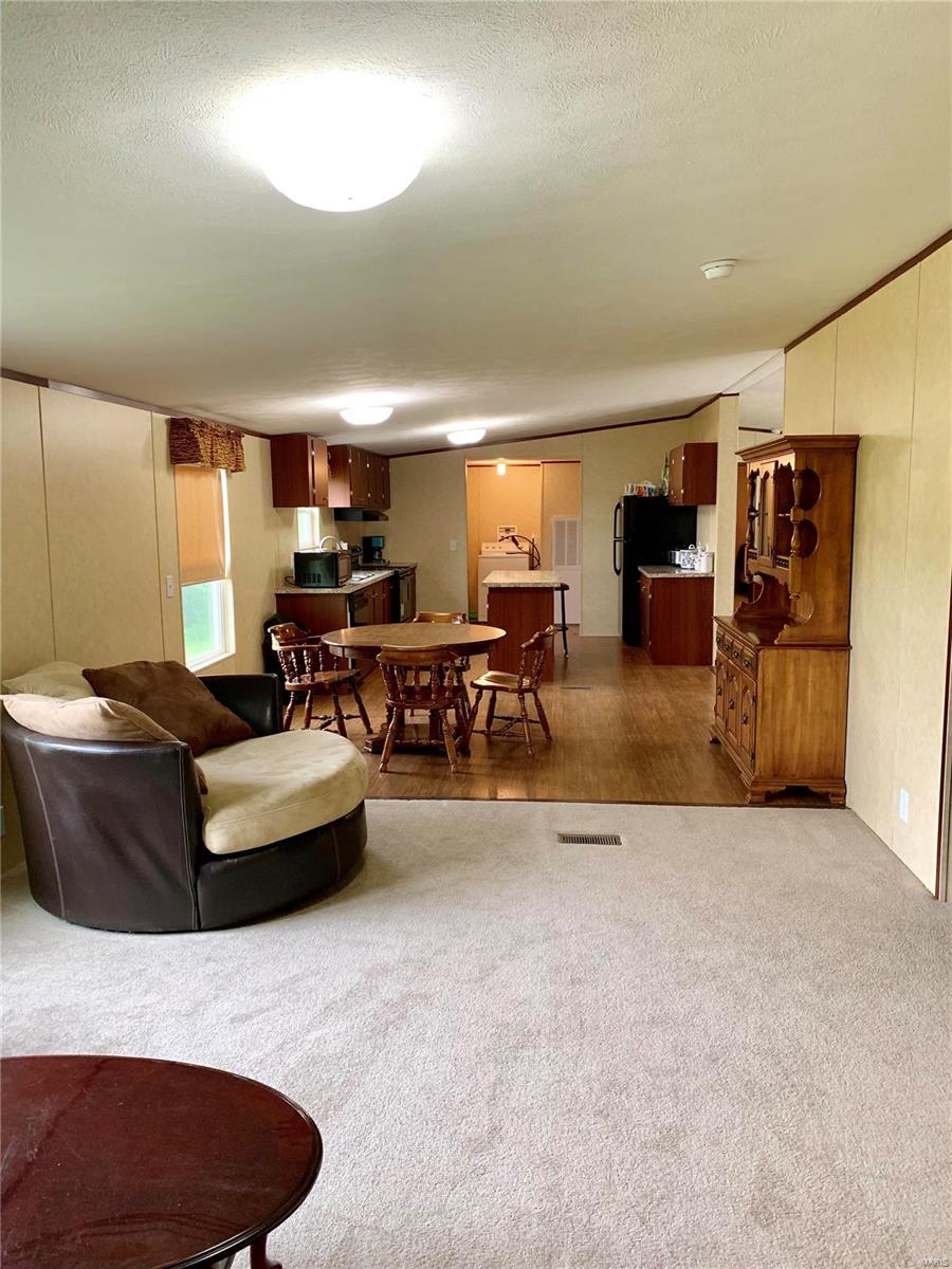 624 Main Street Keyesport, IL 62253 - Photo 15 of 36 Gallery Image 15