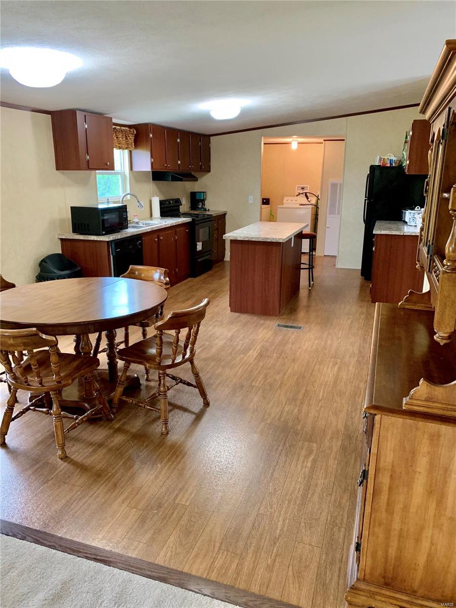 624 Main Street Keyesport, IL 62253 - Photo 16 of 36 Gallery Image 16