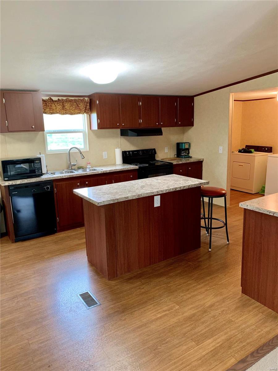 624 Main Street Keyesport, IL 62253 - Photo 17 of 36 Gallery Image 17
