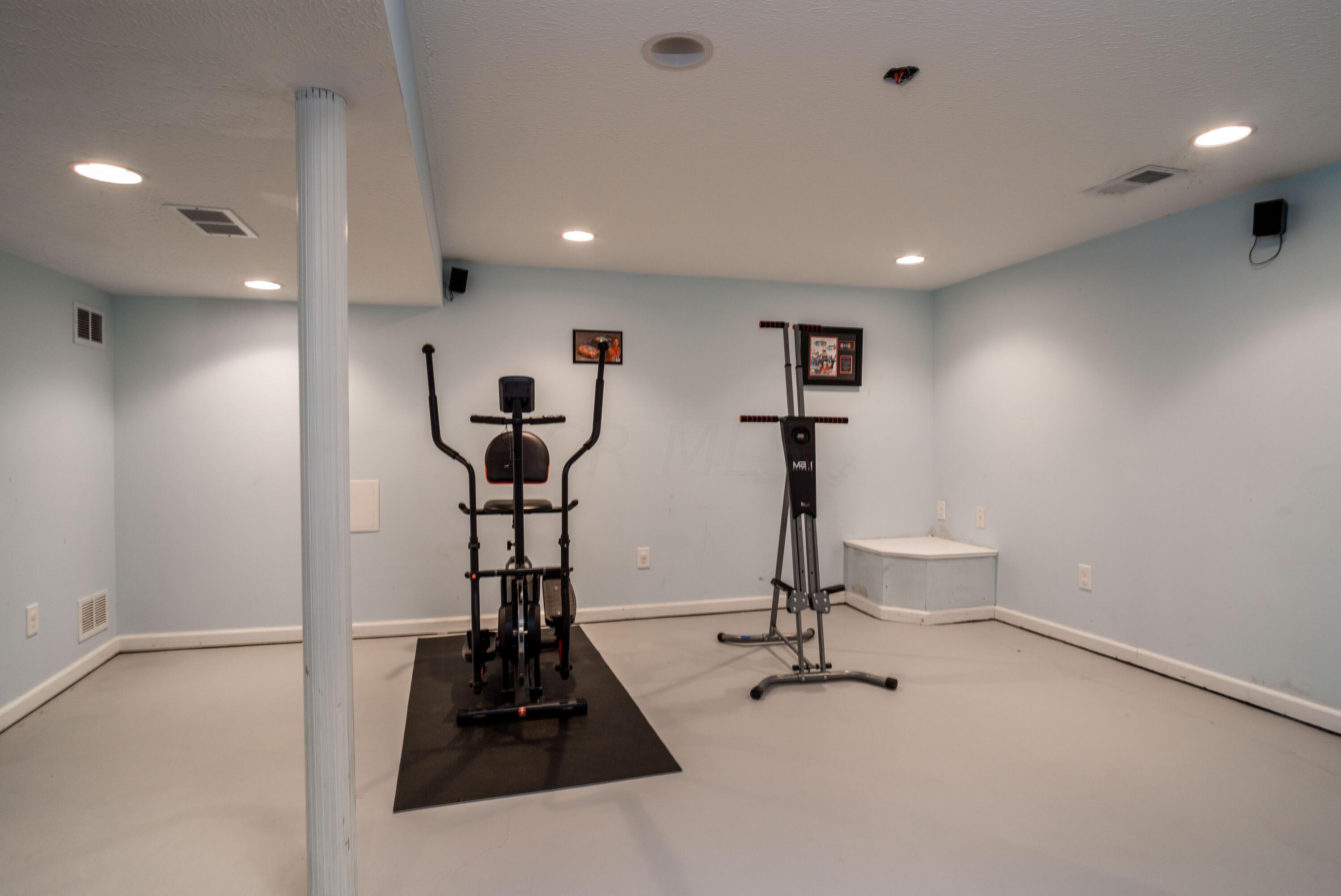 1588 Norma Road Columbus, OH 43229 - Photo 19 of 26 027-Basement Workout Room left