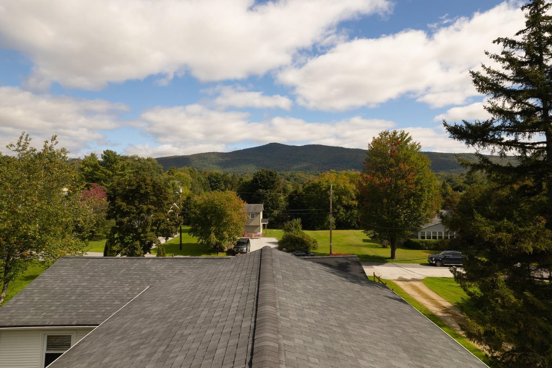 19 Butterfly Avenue Rutland, VT 05701 - Photo 5 of 28