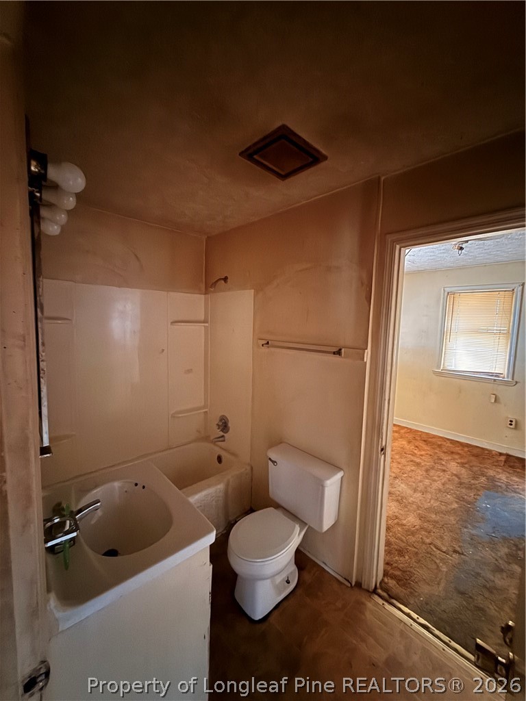 1121 Turnpike Road Fayetteville, NC 28305 - Photo 9 of 10