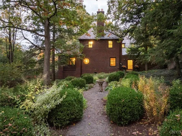 $1,850,000 | 520 Cayuga Heights Road, Ithaca Town, NY 14850