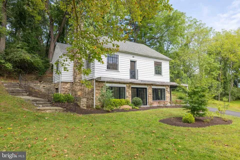 $2,395,000 | 2701 Montchanin Road, Wilmington, DE 19807