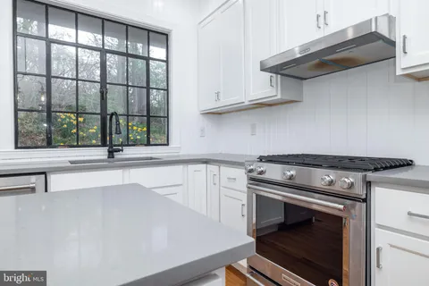 $2,395,000 | 2701 Montchanin Road, Wilmington, DE 19807